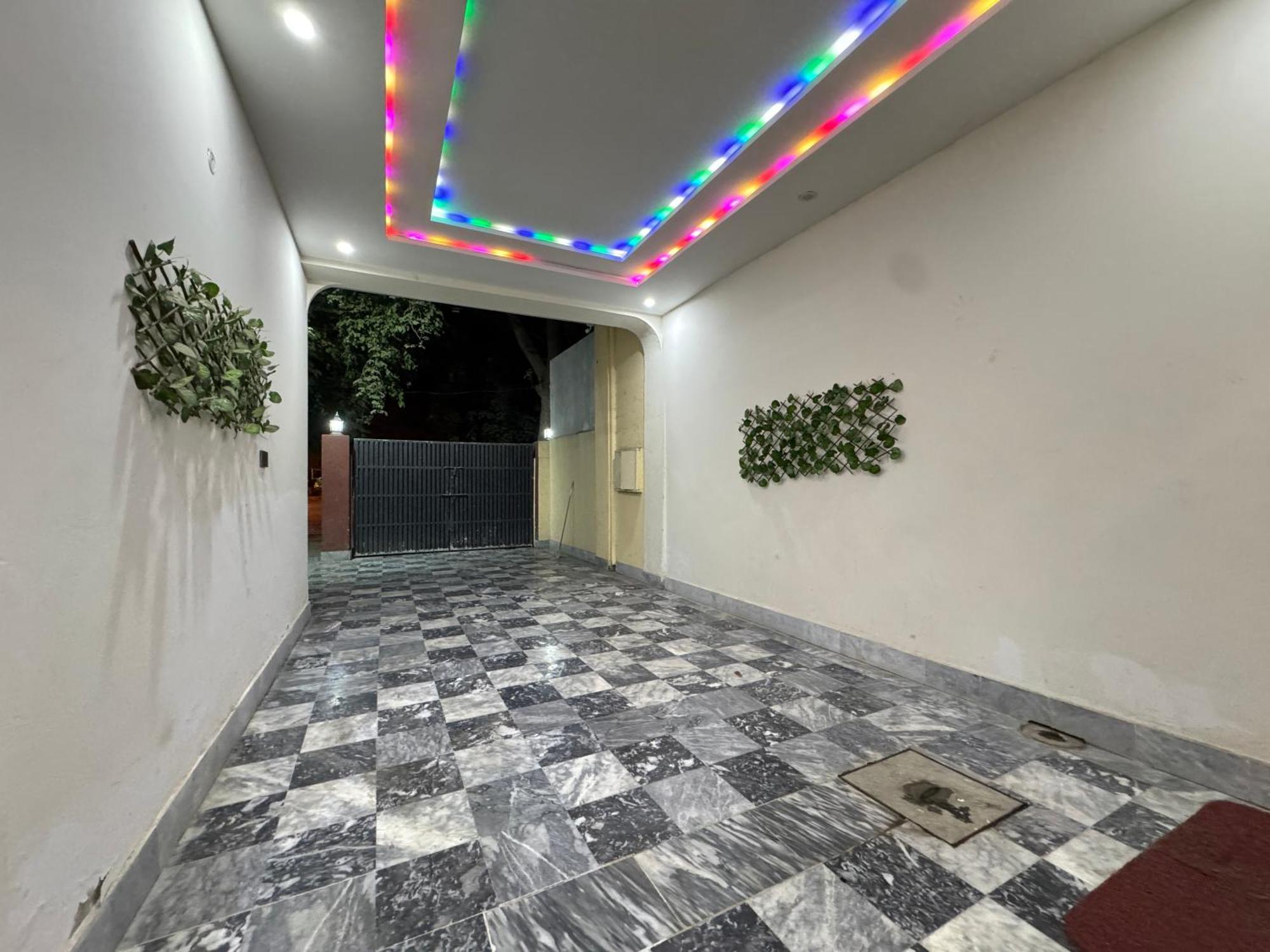 Royal Executive Residency Hotel Islamabad Luaran gambar